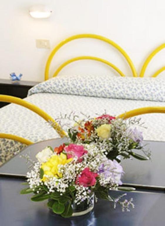 Hotel Elde Riccione Quarto foto